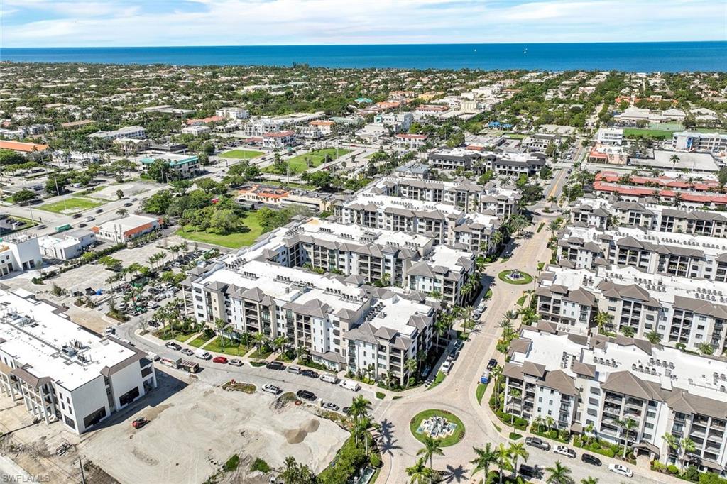 QUATTRO AT NAPLES SQUARE - Residential