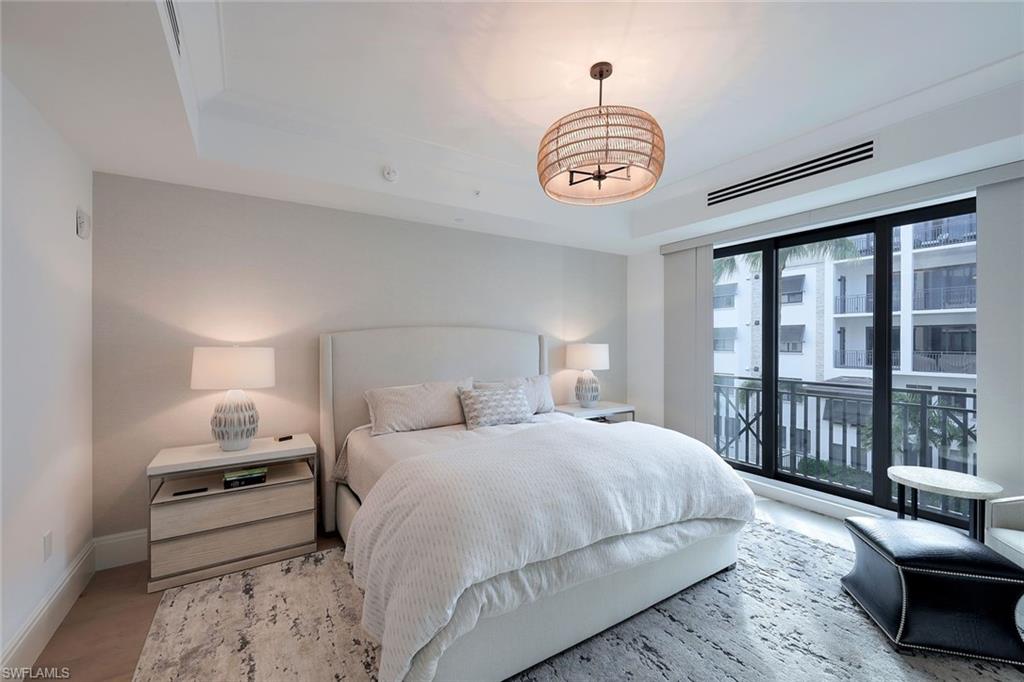 QUATTRO AT NAPLES SQUARE - Residential