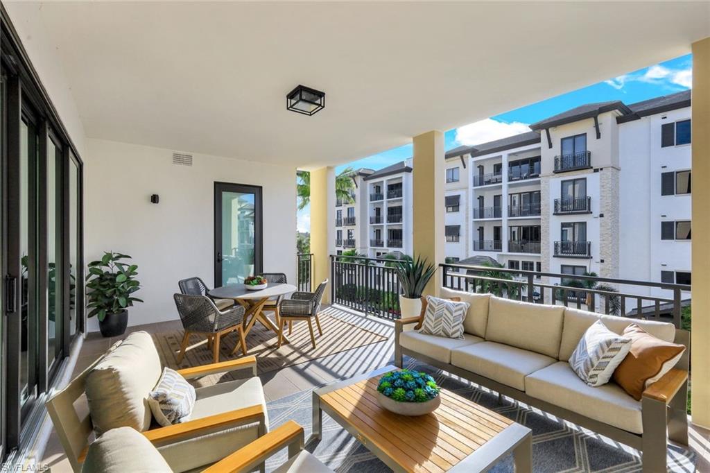 QUATTRO AT NAPLES SQUARE - Residential