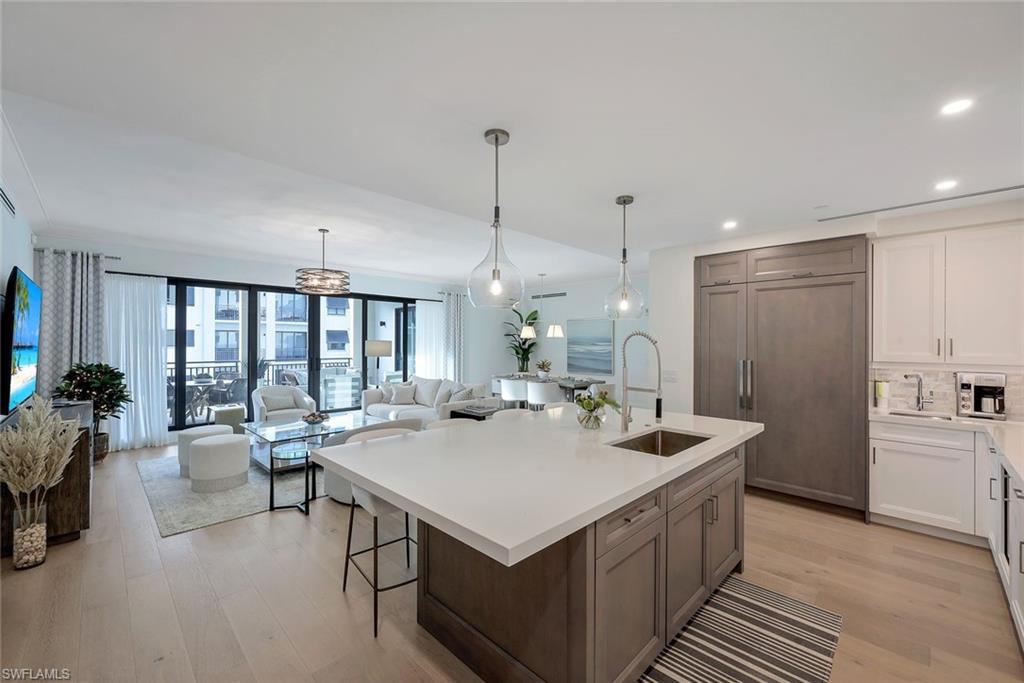 QUATTRO AT NAPLES SQUARE - Residential