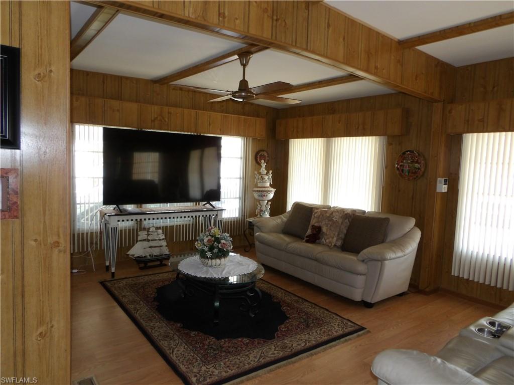 MOBILE MANOR - Residential