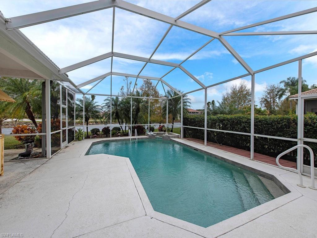 STONEYBROOK - Residential