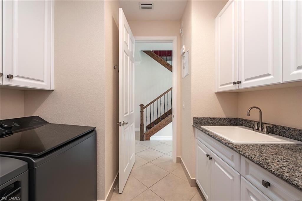 RIVERSTONE - Residential