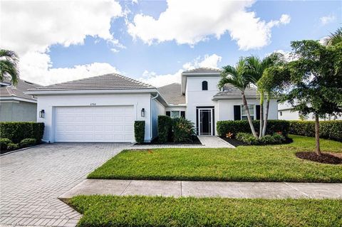 2768 Lambay CT CAPE CORAL FL 33991