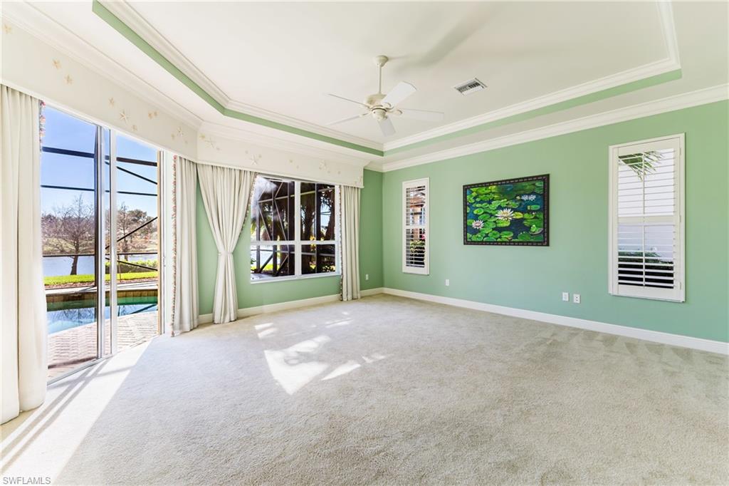 COUNTRY CLUB - Residential