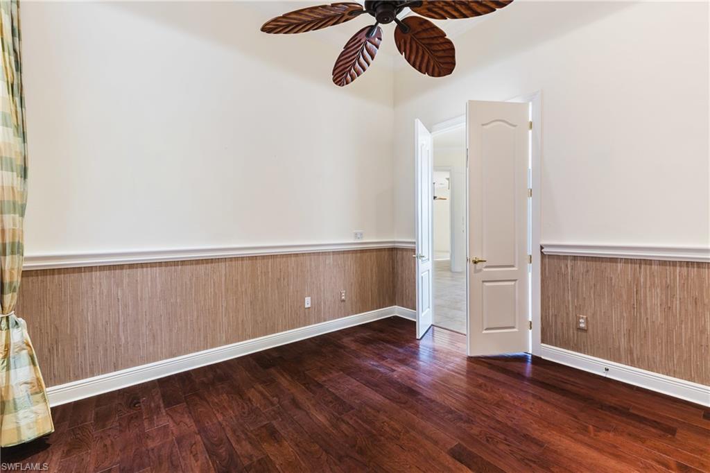 COUNTRY CLUB - Residential