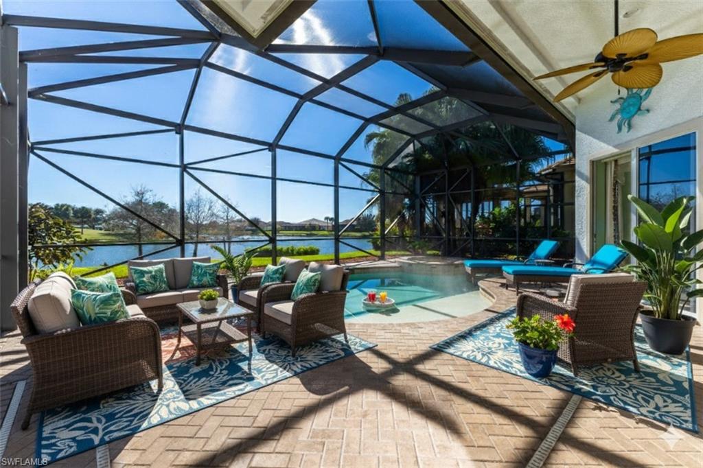 COUNTRY CLUB - Residential