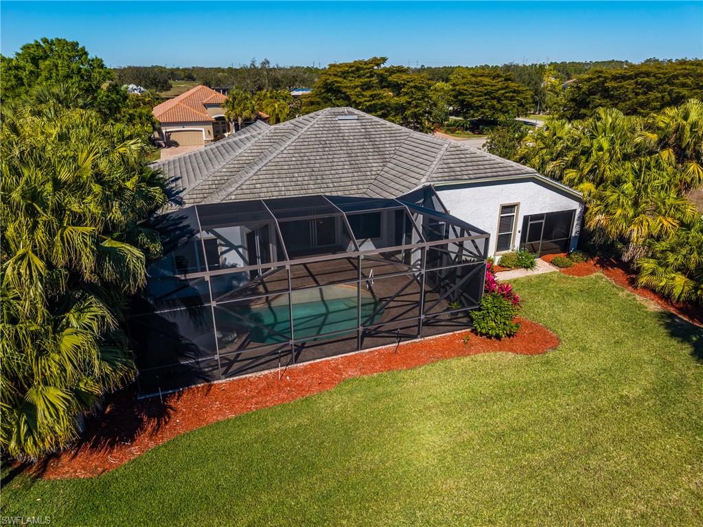 COUNTRY CLUB - Residential