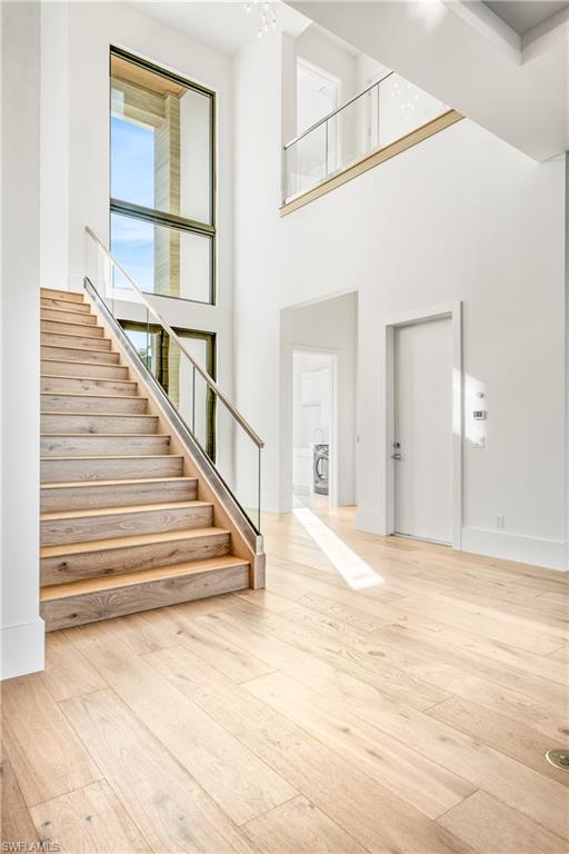 MARCO BEACH - Residential