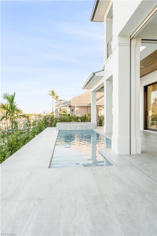 MARCO BEACH - Residential