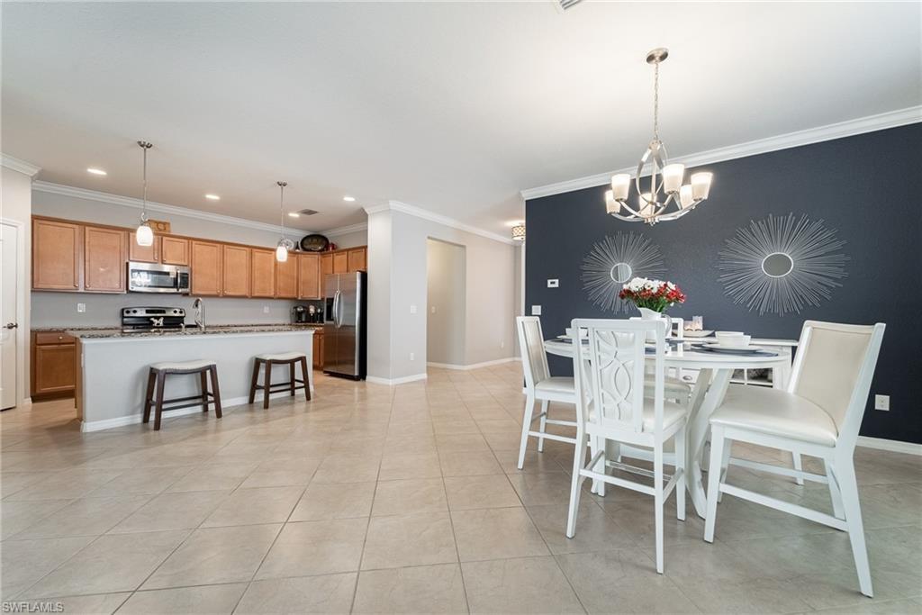 REFLECTION ISLES - Residential