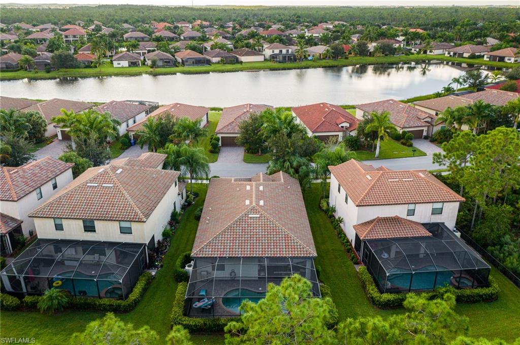 REFLECTION ISLES - Residential