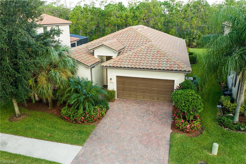 REFLECTION ISLES - Residential