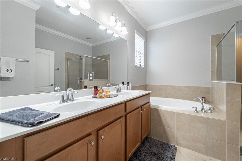 REFLECTION ISLES - Residential