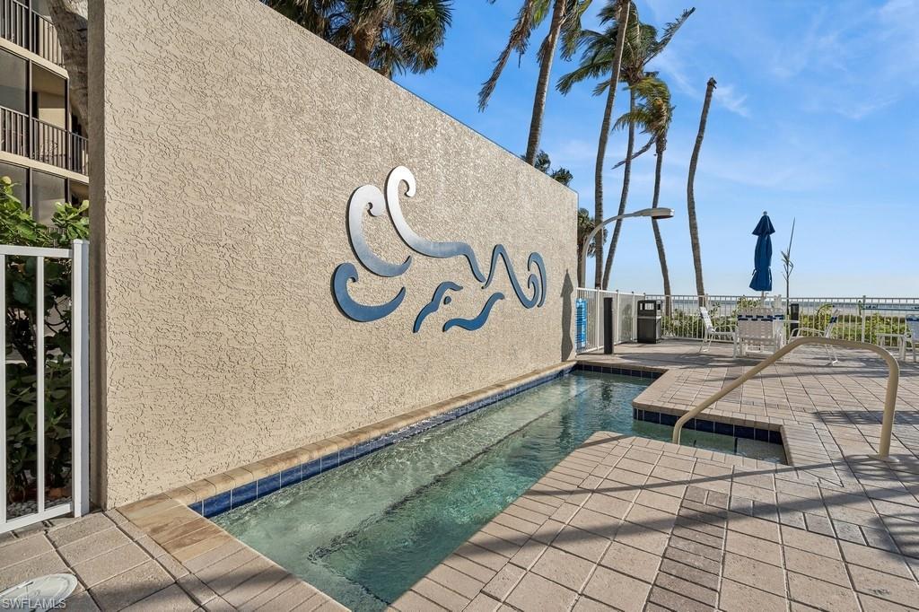 GULLWING BEACH RESORT - Residential