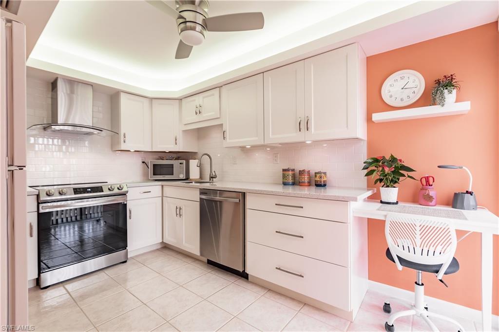 TROPIC SCHOONER APTS - Residential