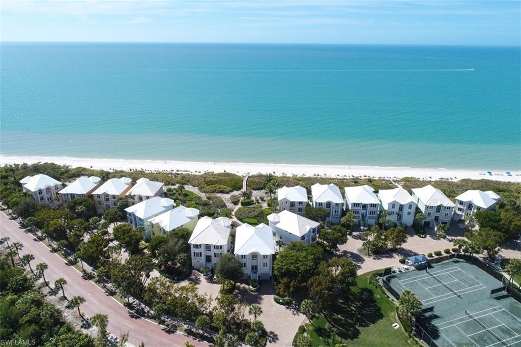 COTTAGES AT BAREFOOT - Residential