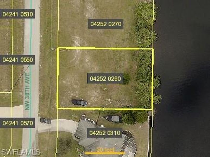 Wonderful gulf access lot close in highly desirable northwest Cape Coral!
Close to dining and shopping and only minutes to open water.
Build your dream home here today!