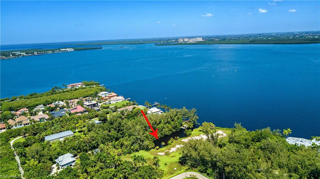 METES AND BOUNDS - Land