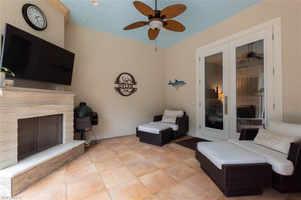 RIVER POINT - Residential