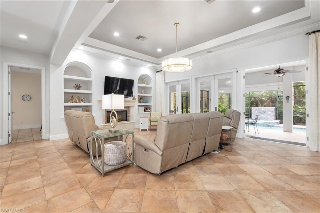 RIVER POINT - Residential