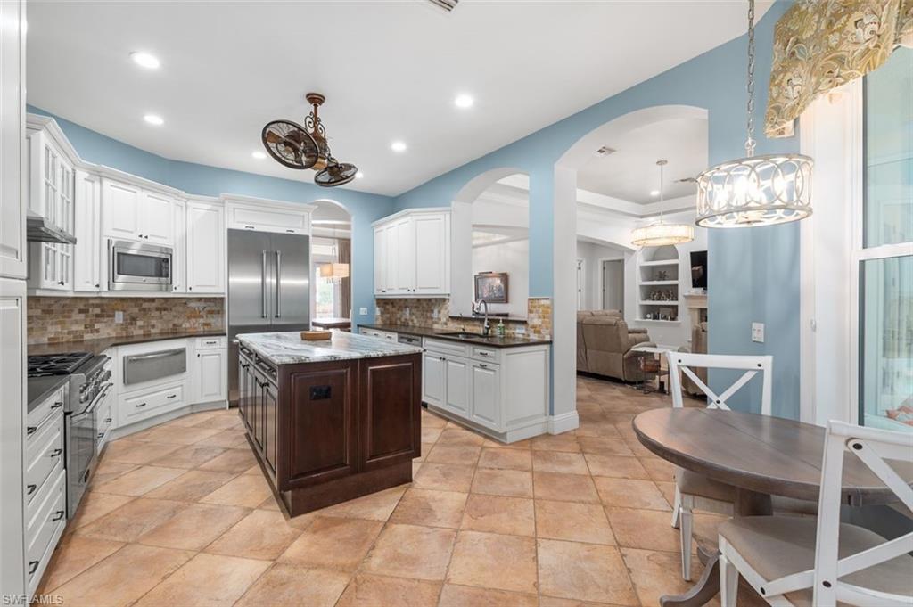 RIVER POINT - Residential