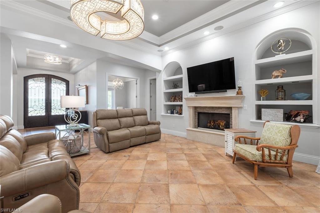 RIVER POINT - Residential