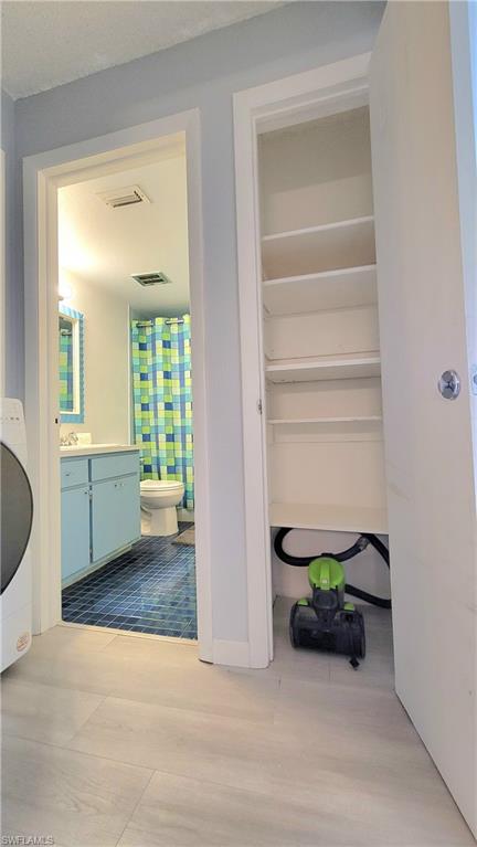 VALLEY STREAM COURT - Residential Lease