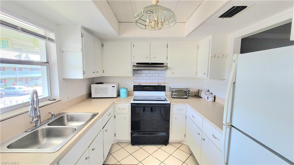 VALLEY STREAM COURT - Residential Lease