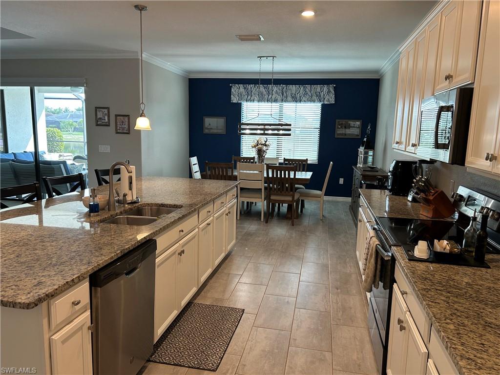 ARBORWOOD PRESERVE - Residential