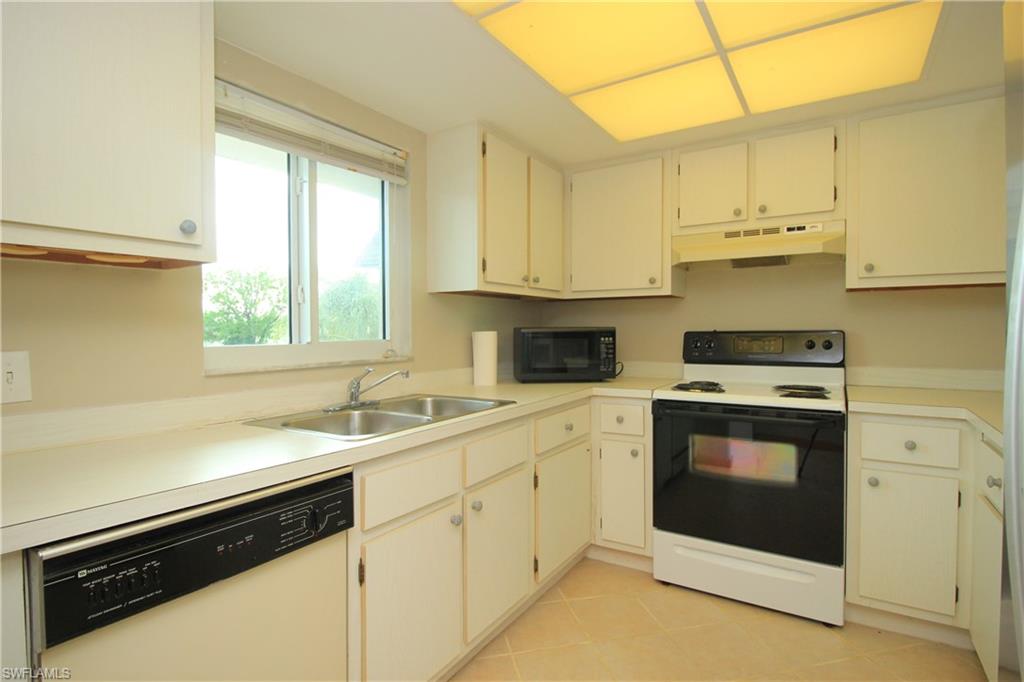 GOLF VIEW MANOR CONDO - Residential