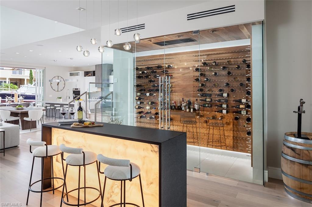 ROYAL HARBOR - Residential