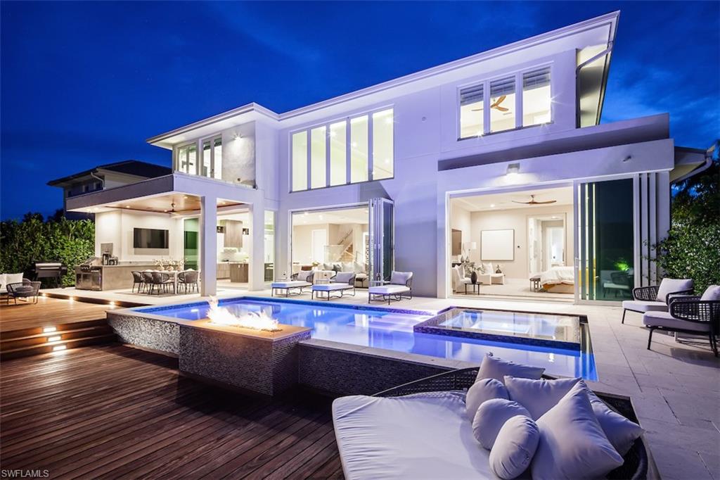 ROYAL HARBOR - Residential