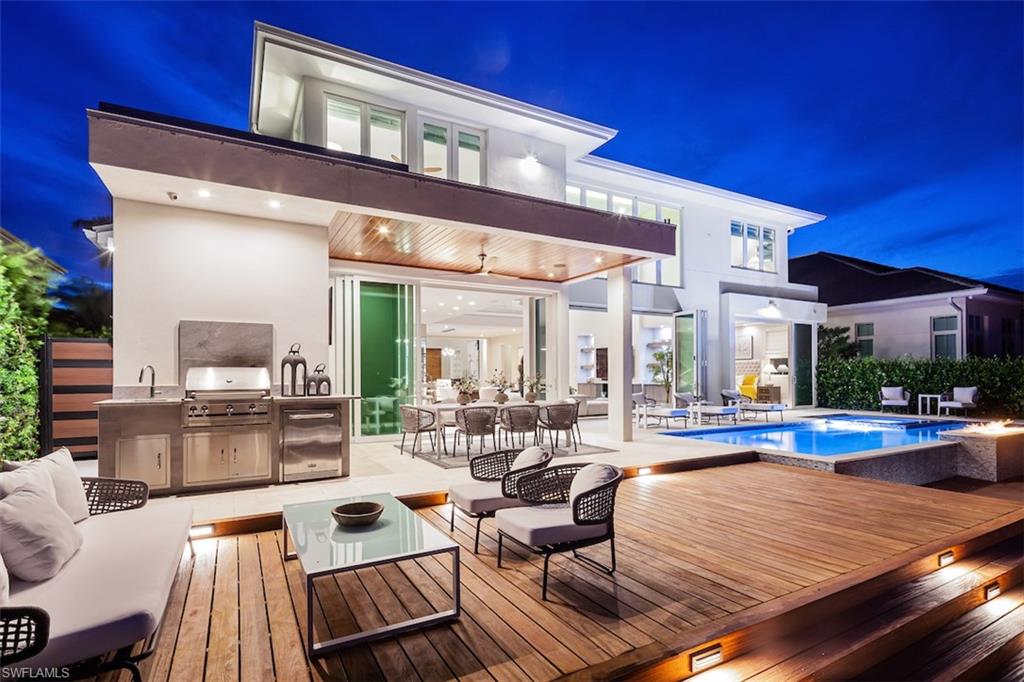 ROYAL HARBOR - Residential