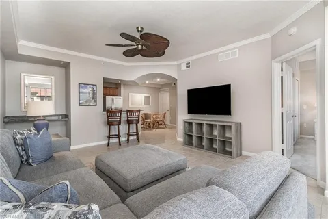 12965 Positano Cir Unit 305, Naples, FL 34105 - #: 225015227