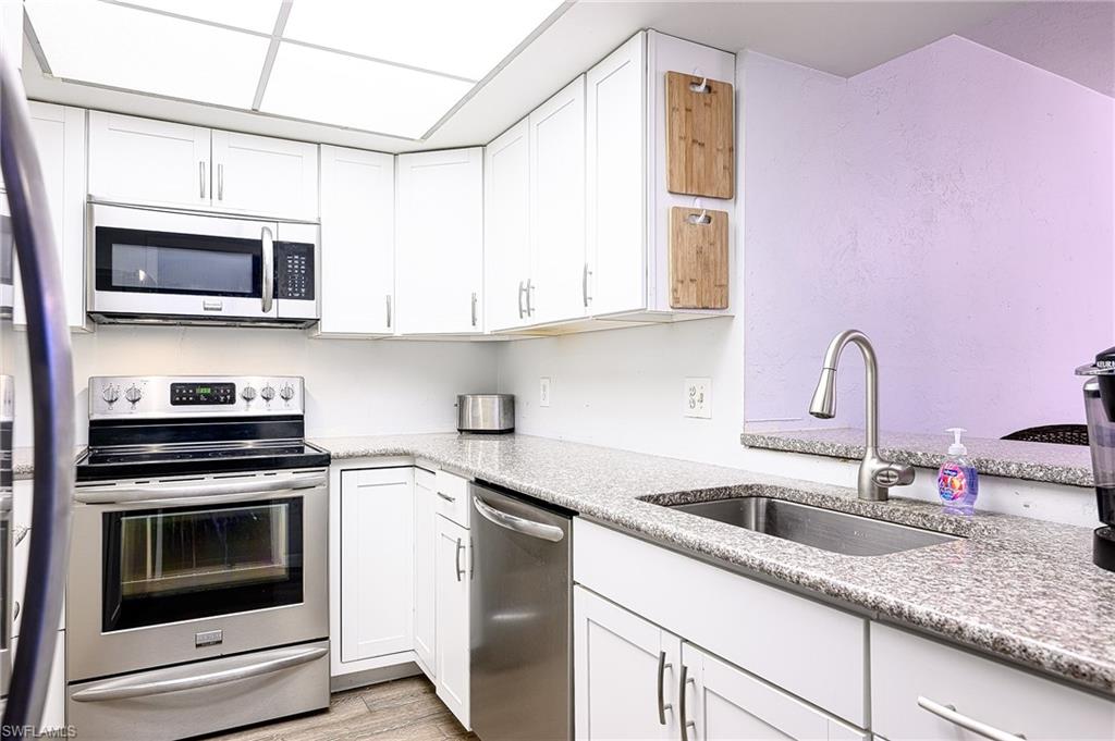 LAKEWOOD - Residential