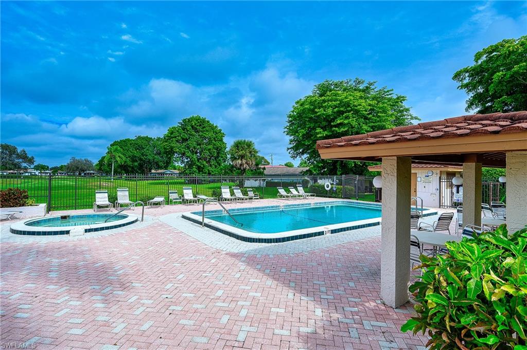 LAKEWOOD - Residential