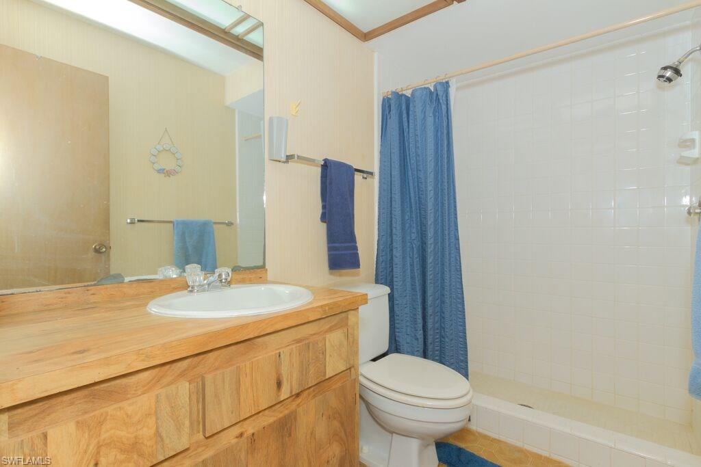 LAKEWOOD VILLAS - Residential