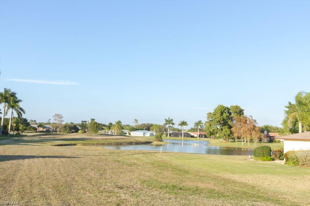 LAKEWOOD VILLAS - Residential