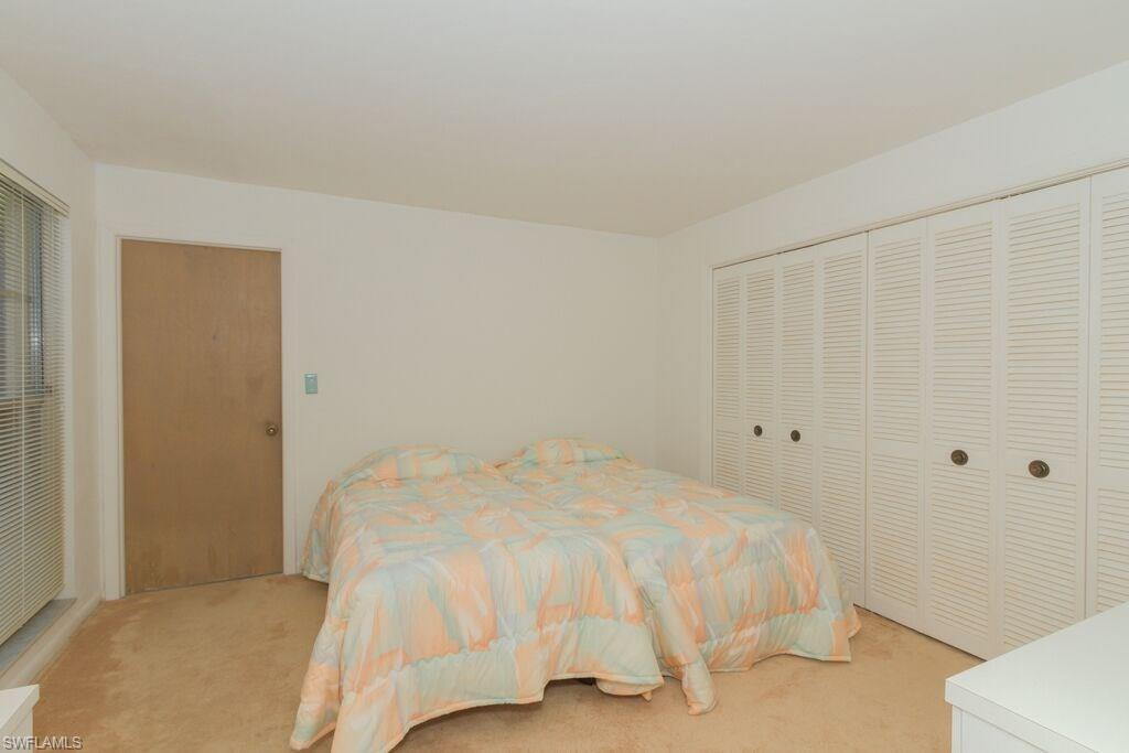 LAKEWOOD VILLAS - Residential