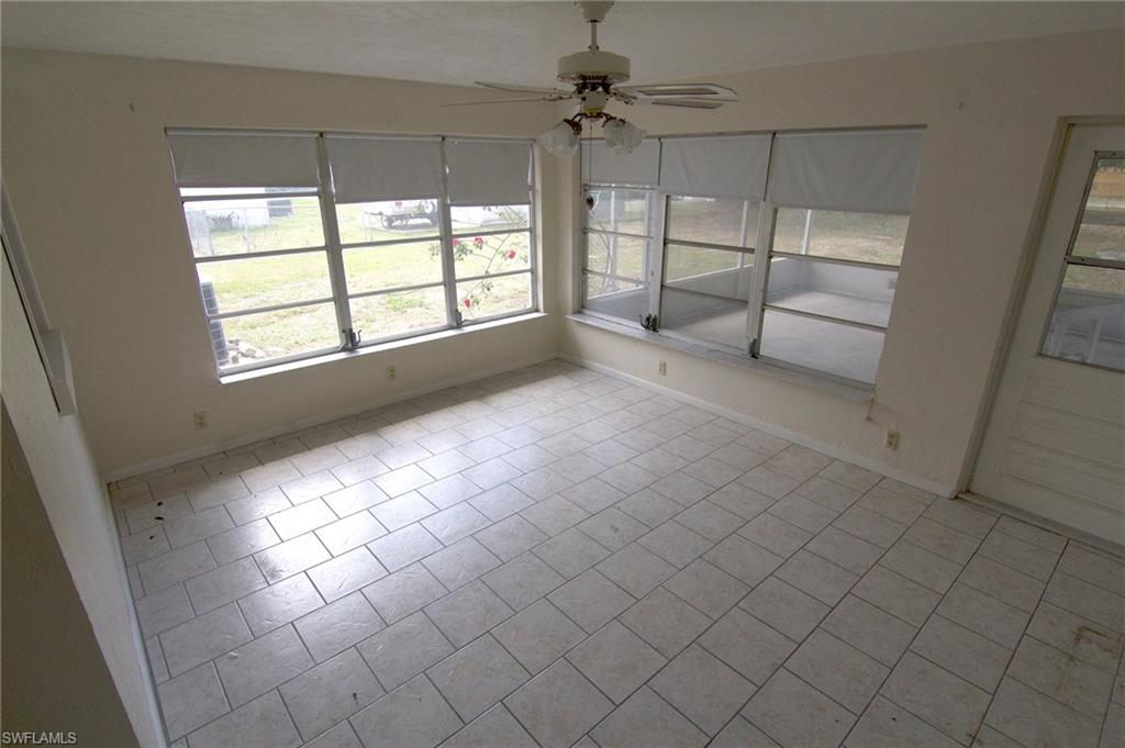 LITTLE GROVES - Residential