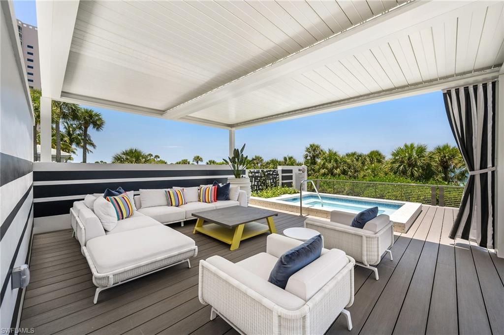 WINDSOR AT BAY COLONY - Residential