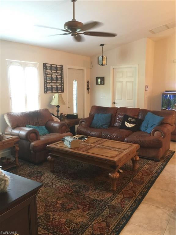 SAN CARLOS PARK - Residential