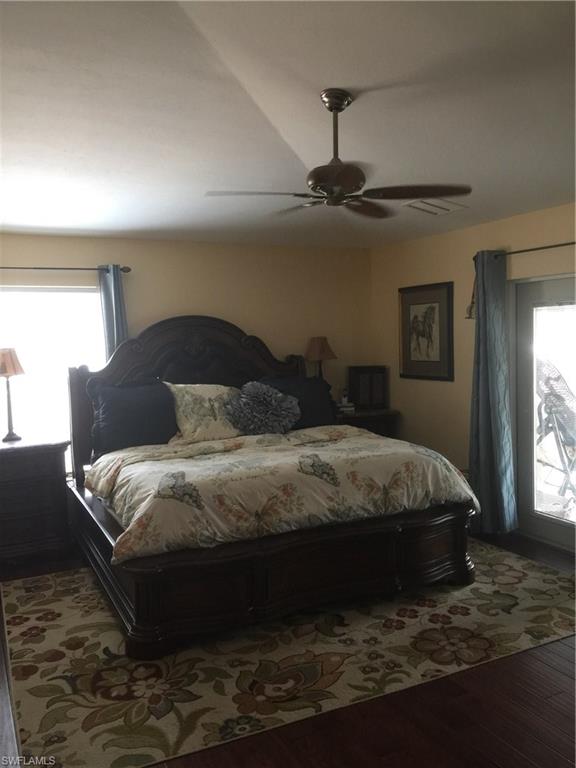 SAN CARLOS PARK - Residential