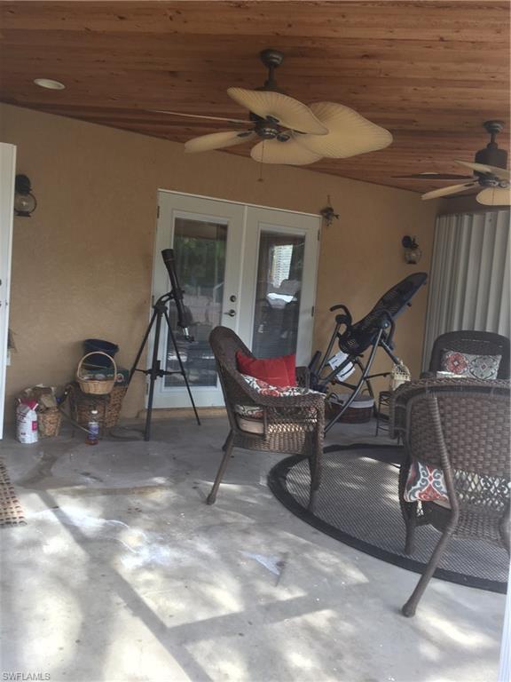 SAN CARLOS PARK - Residential