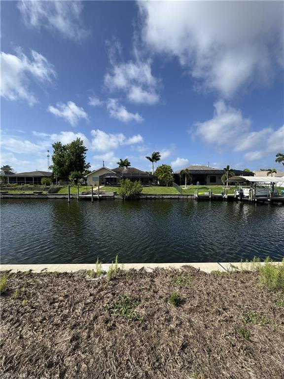 CAPE CORAL - Land