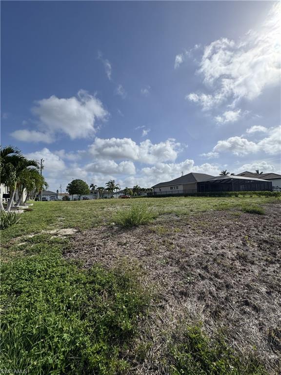 CAPE CORAL - Land