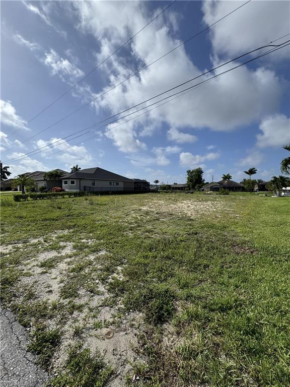 CAPE CORAL - Land