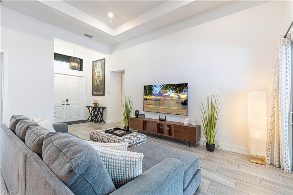 BONITA FARMS - Residential Lease