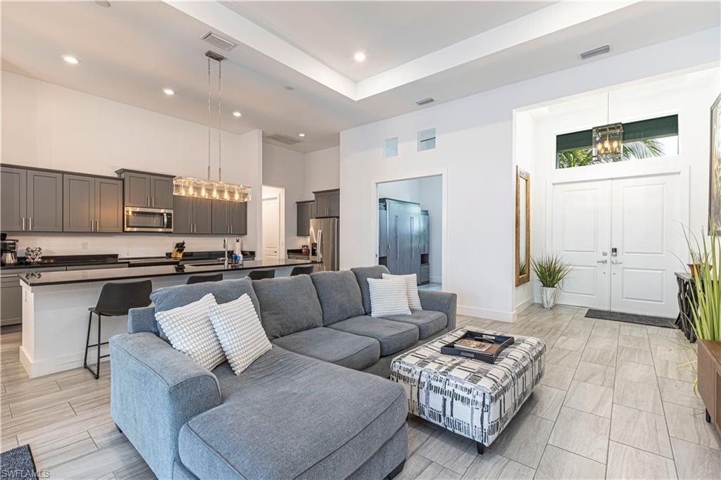 BONITA FARMS - Residential Lease